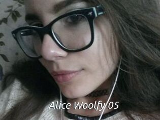 Alice_Woolfy_05