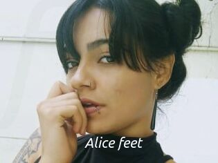 Alice_feet