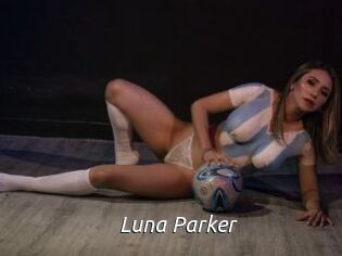 Luna_Parker