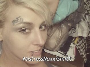 MistressRoxxiSmith